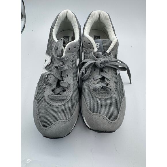 WoMen's New balance 515 Retro Sneaker running jogger, sneaker, Gray size7.5 - Picture 6 of 7